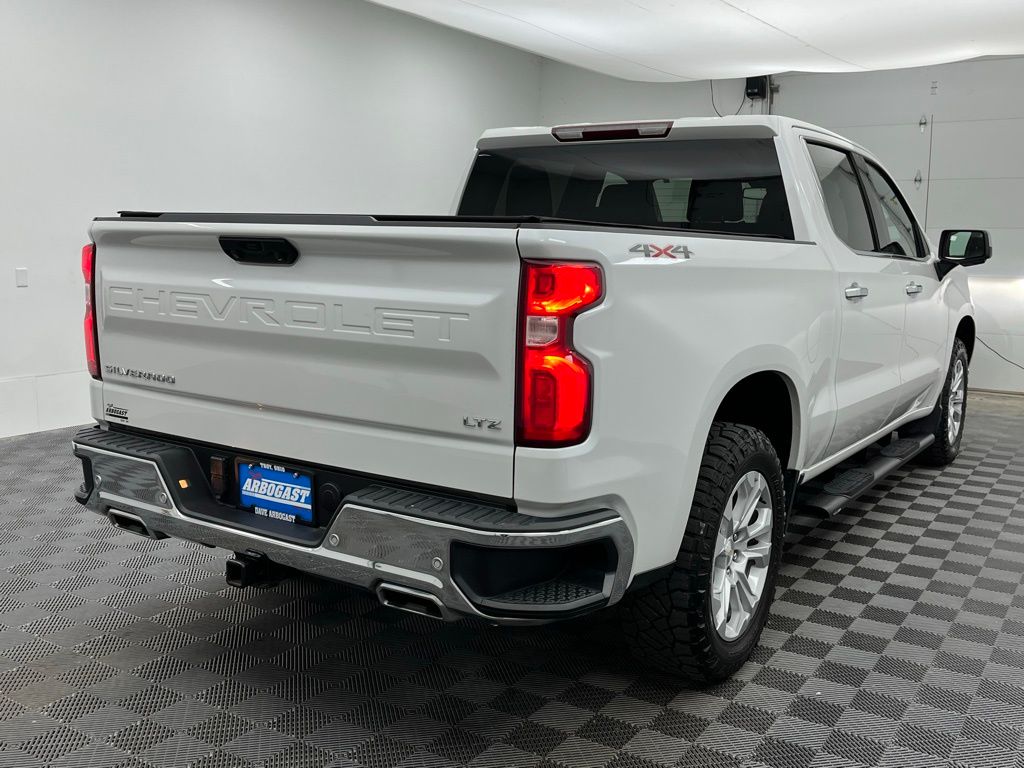 2022 Chevrolet Silverado 1500 LTZ photo 11
