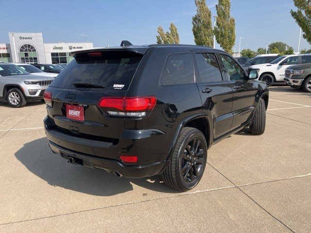 2022 Jeep Cherokee Laredo X photo 3