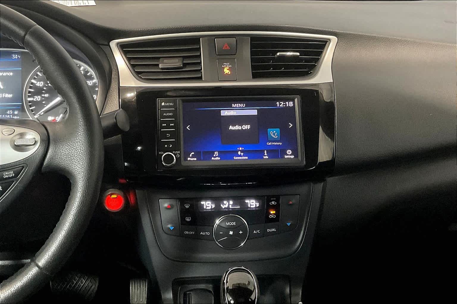2019 Nissan Sentra SV photo 17