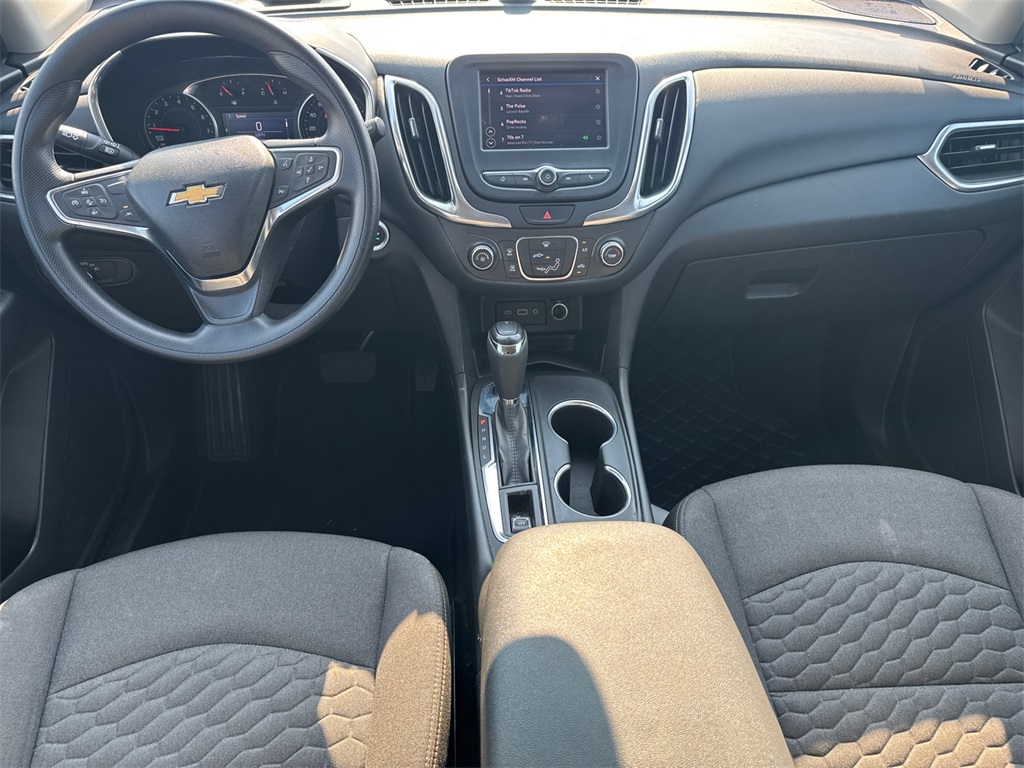 2021 Chevrolet Equinox LT photo 21