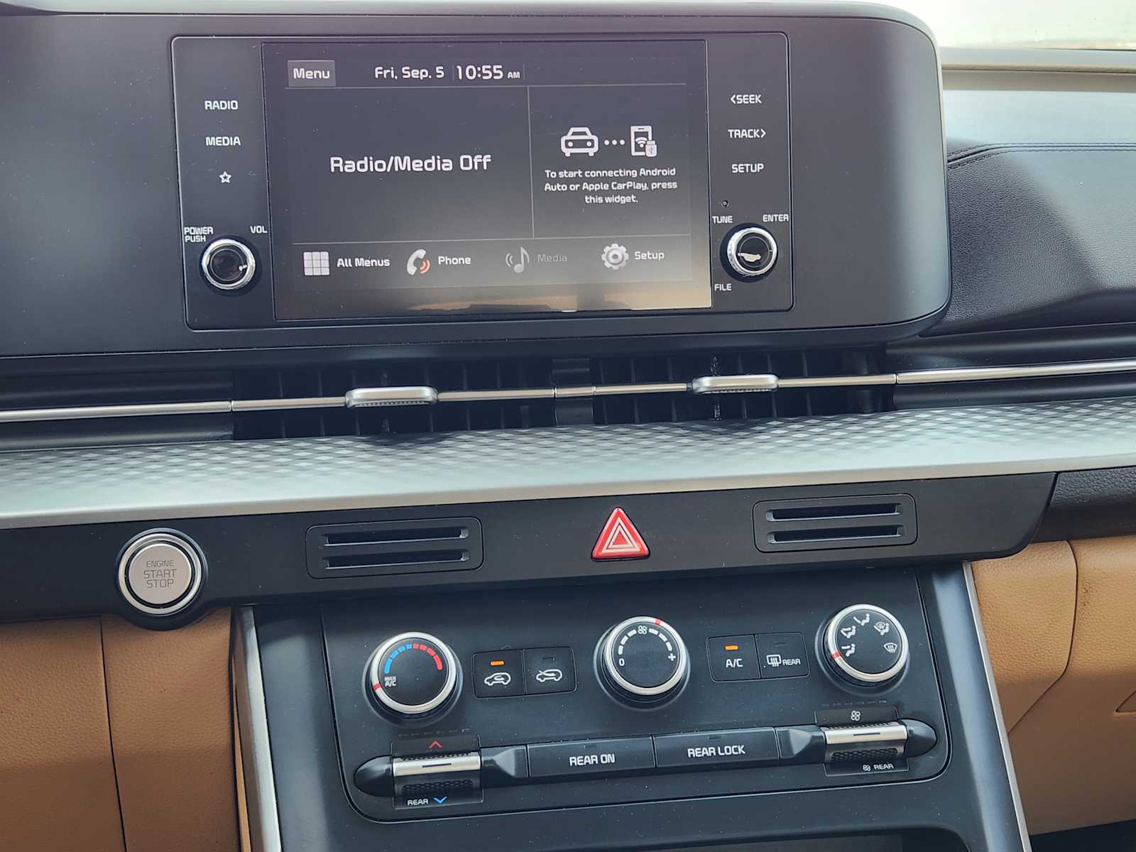 2022 Kia Carnival LXS photo 15