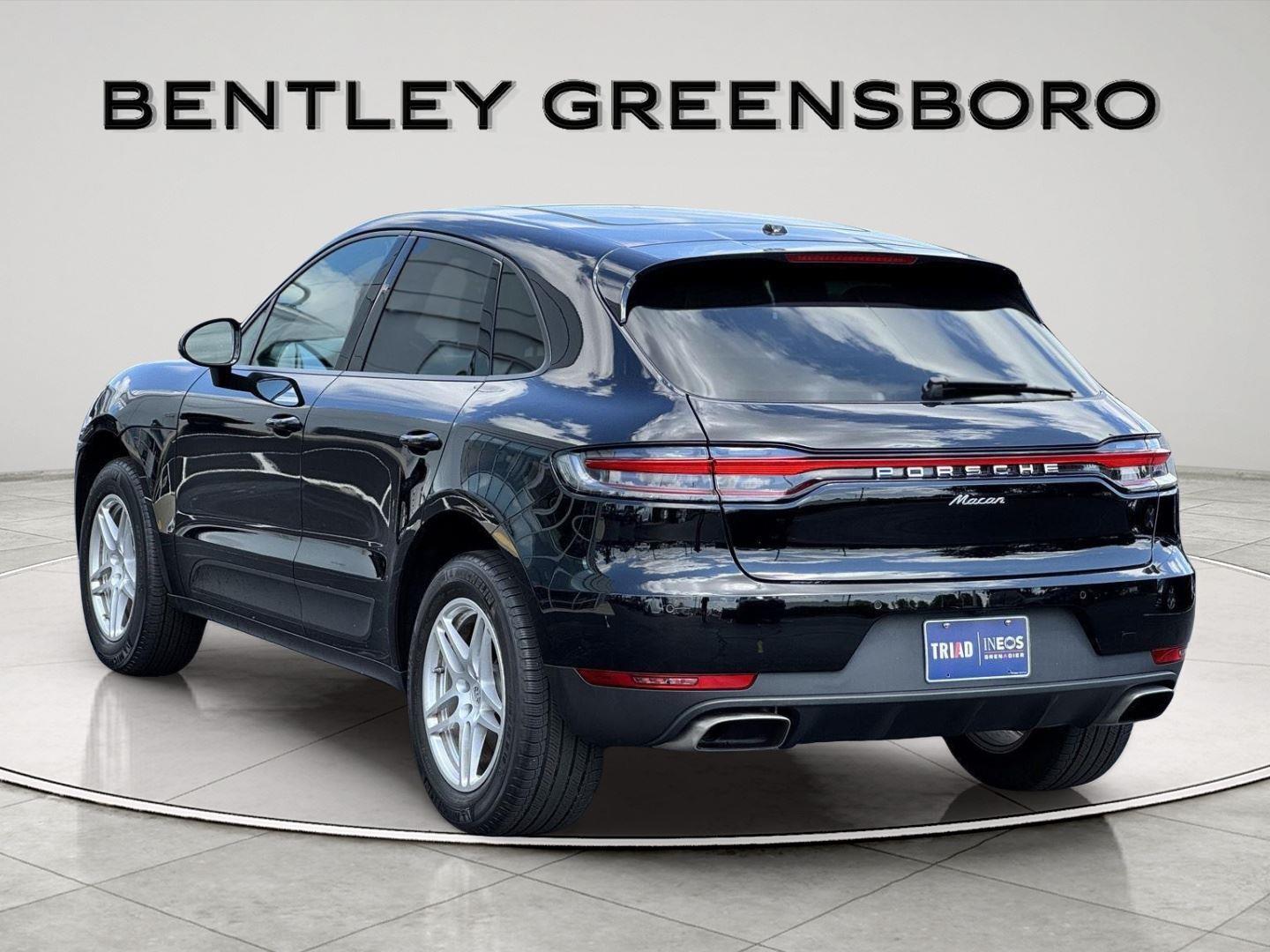 2021 Porsche Macan Base photo 7