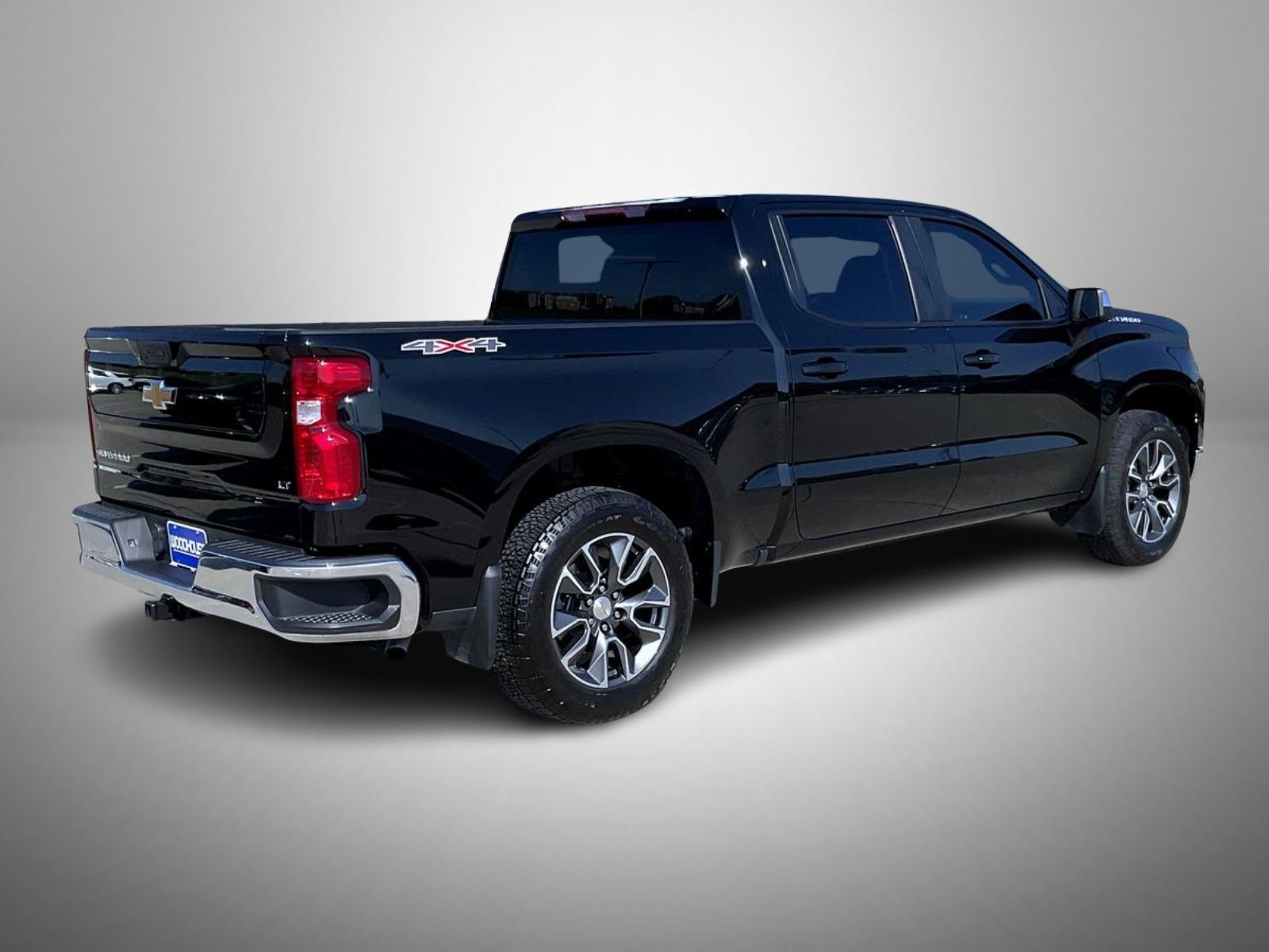 2024 Chevrolet Silverado 1500 LT photo 4