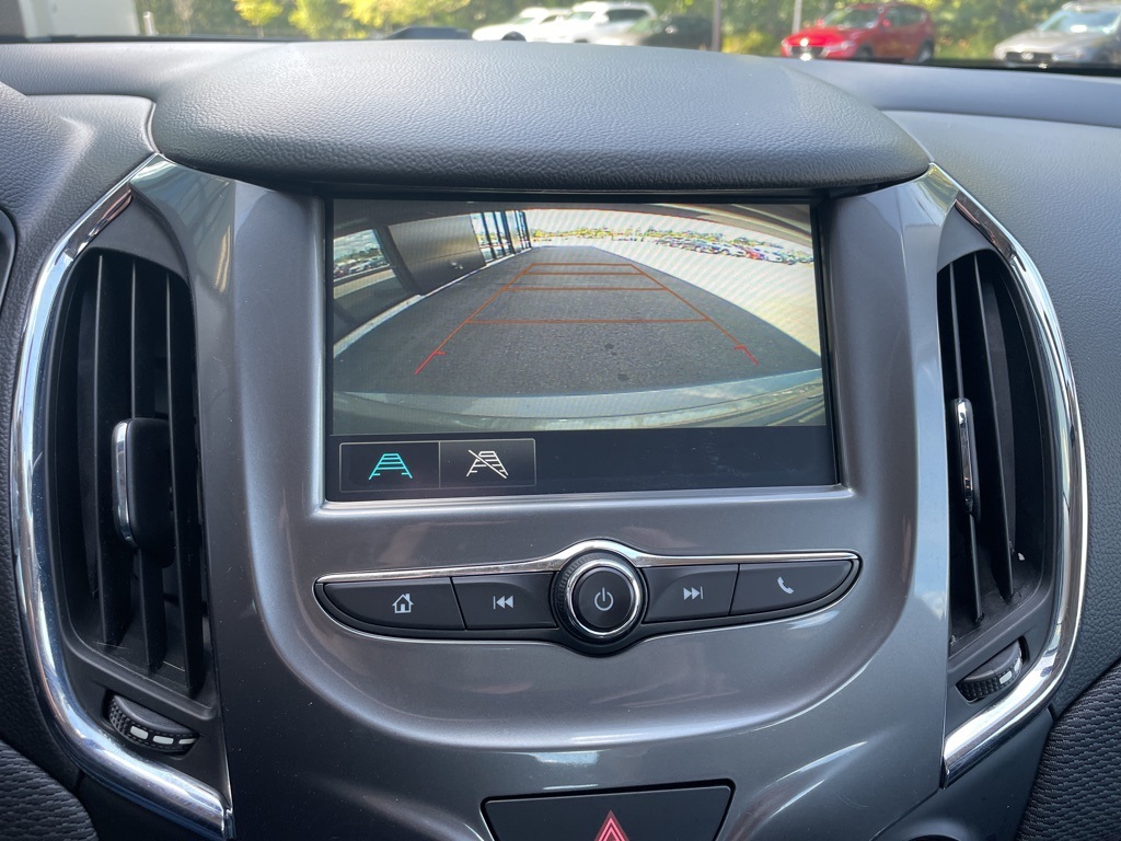 2018 Chevrolet Cruze LT photo 18