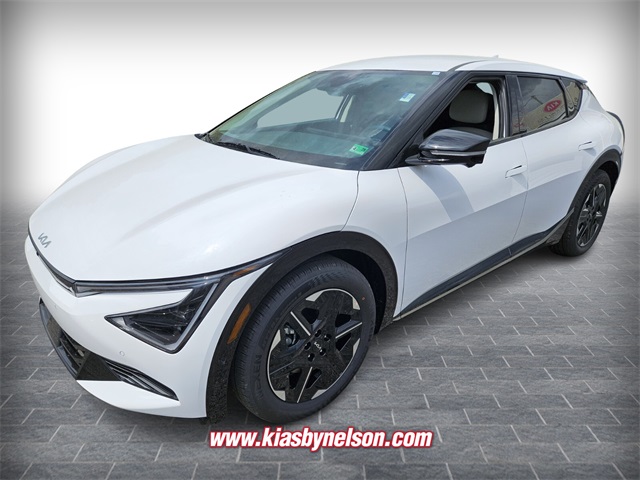 2025 Kia EV6 Wind photo 3