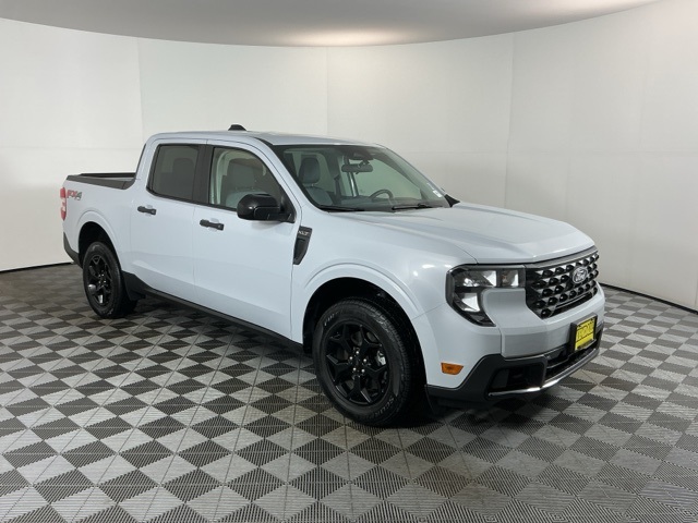 2025 Ford Maverick XLT photo 3
