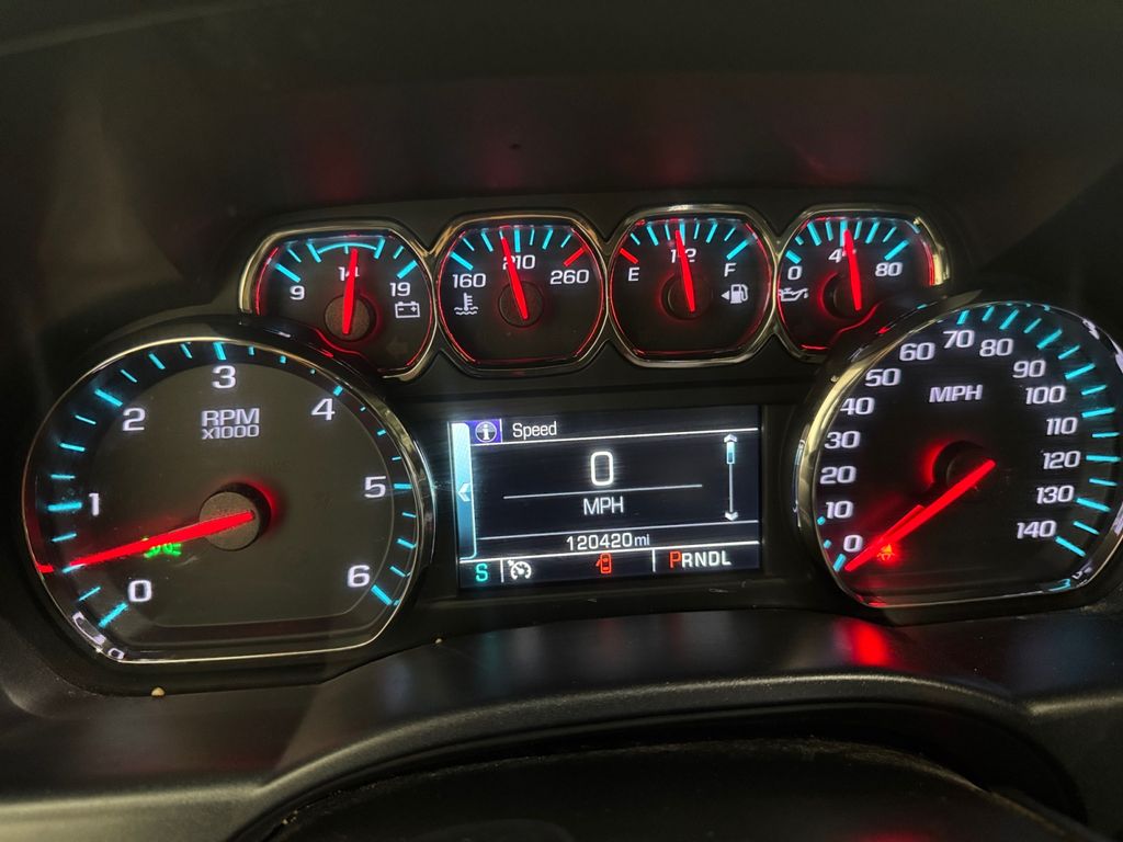 2019 Chevrolet Silverado 1500 LT photo 9