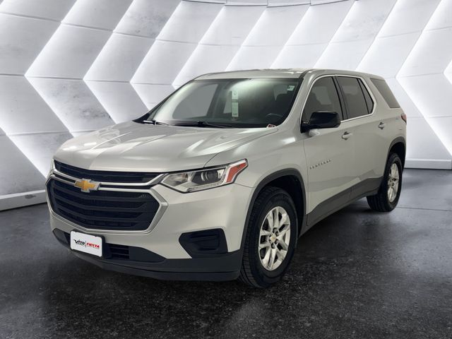 2020 Chevrolet Traverse LS photo 3