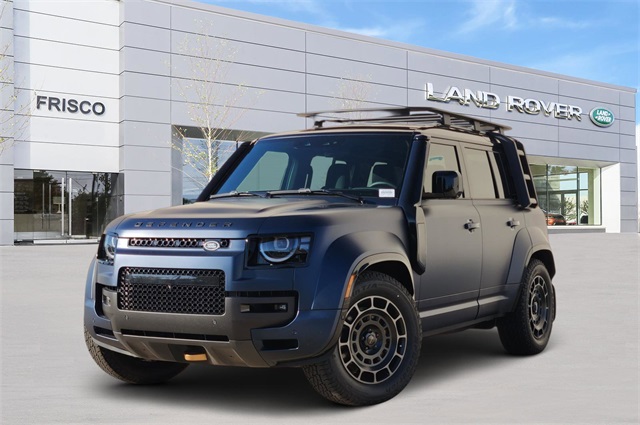 2026 Land Rover Defender OCTA's photo