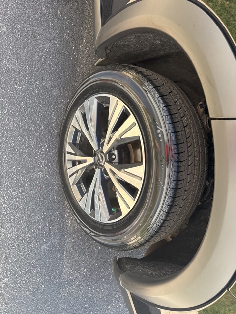2023 Nissan Rogue SV photo 9