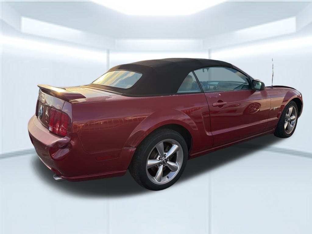 2008 Ford Mustang GT Deluxe photo 4
