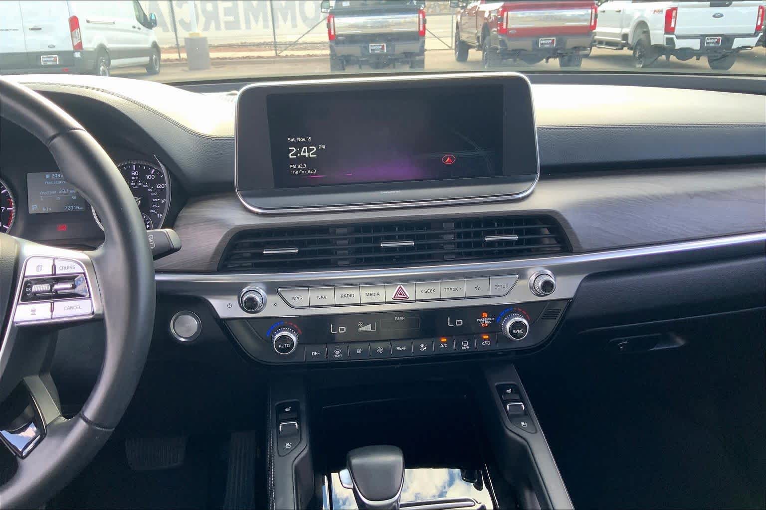 2022 Kia Telluride EX photo 3