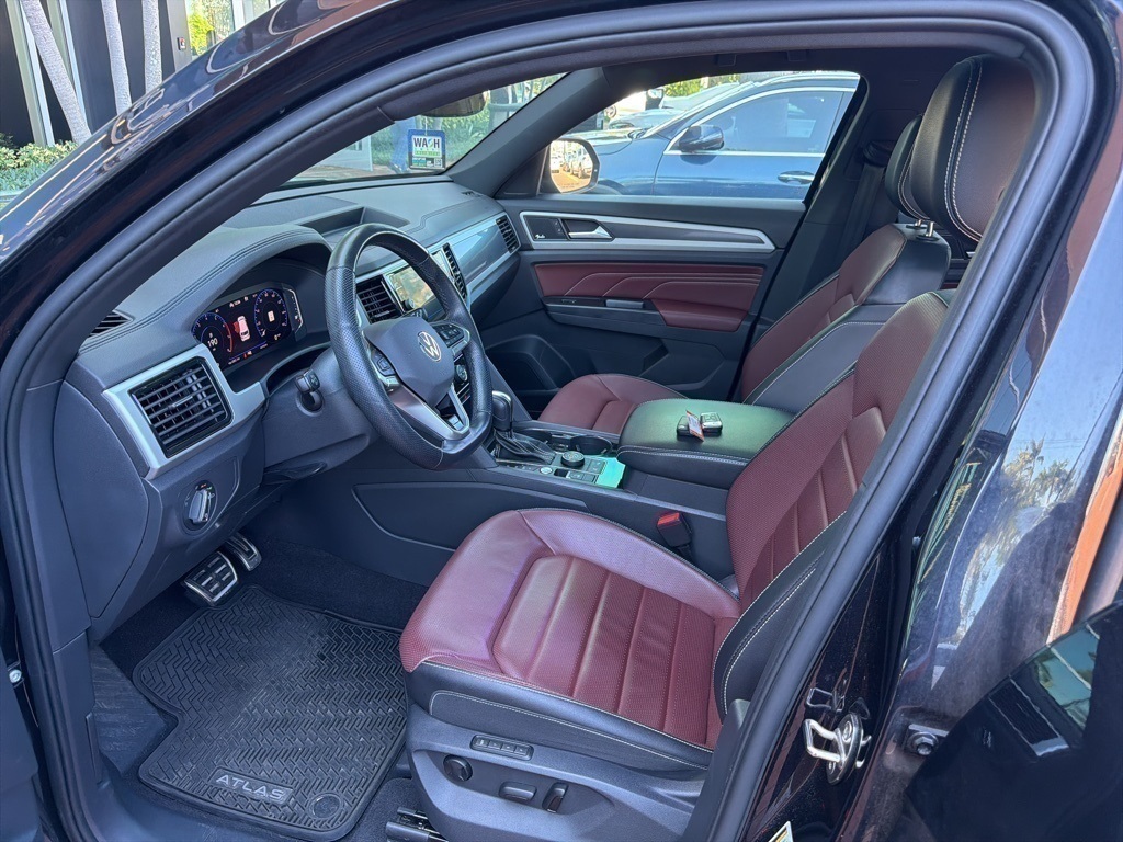 2021 Volkswagen Atlas Cross Sport SEL Premium R-Line photo 4
