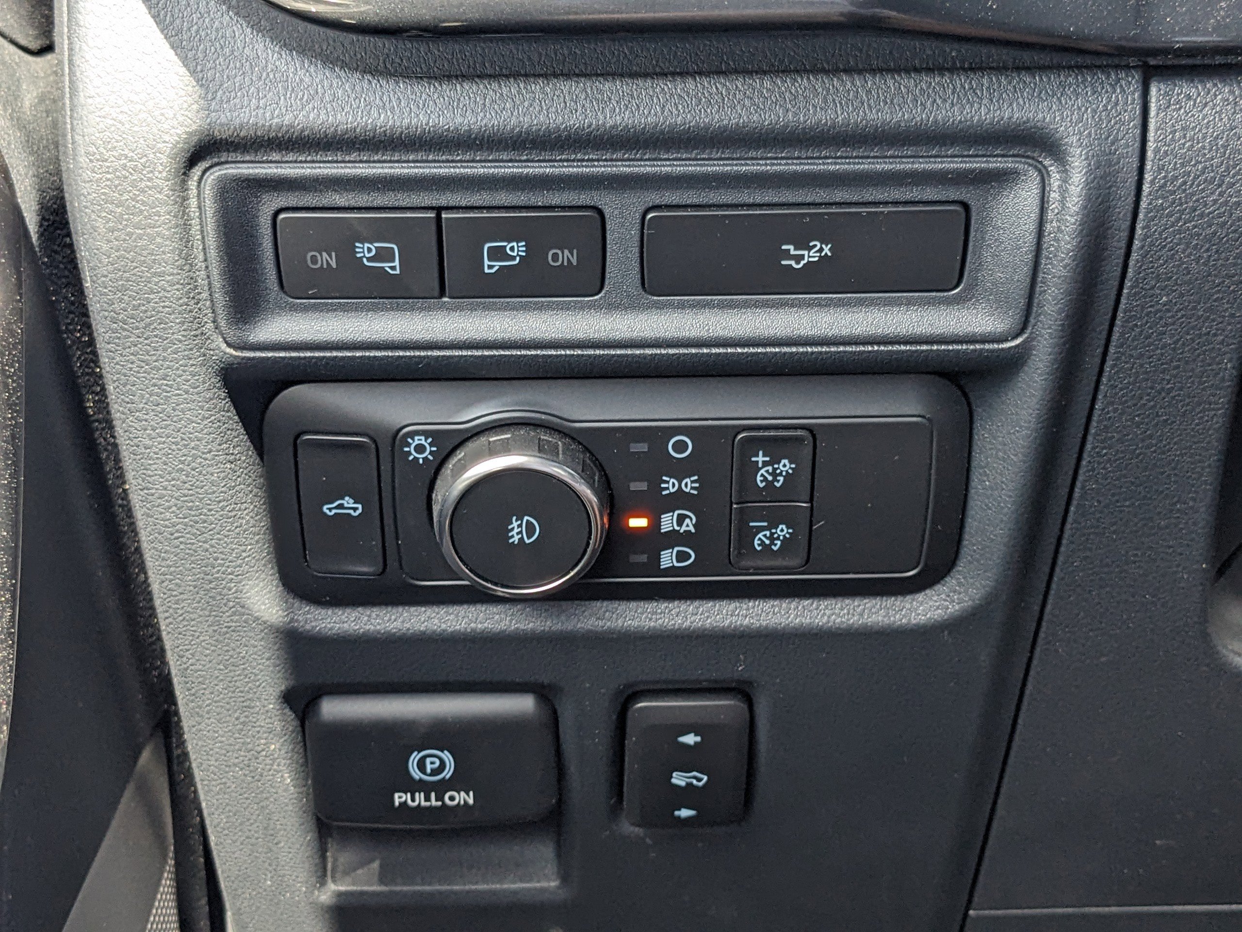 2022 Ford F-150 XLT photo 28