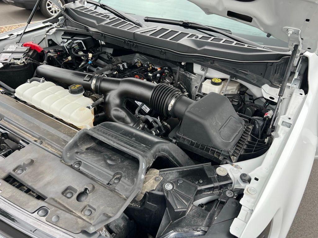 2024 Ford F-150 XLT photo 40