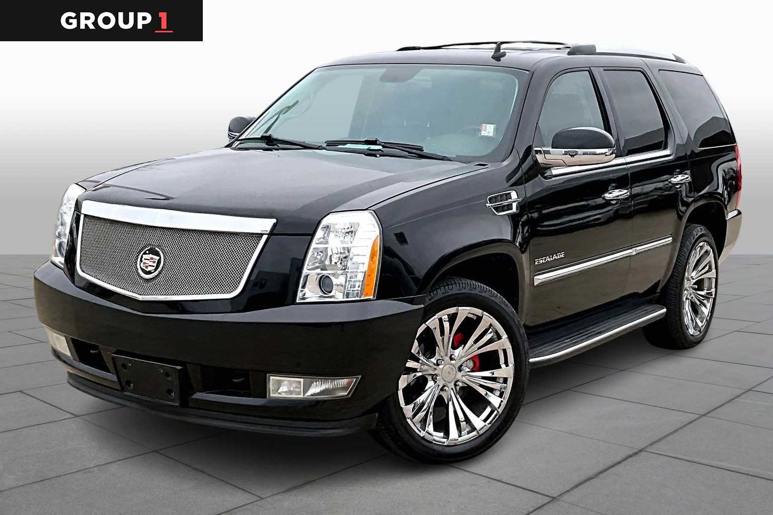 2011 Cadillac Escalade Luxury's photo
