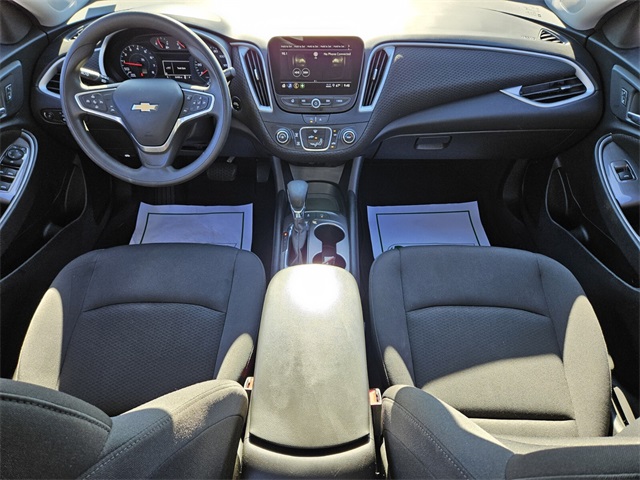 2023 Chevrolet Malibu LS photo 11