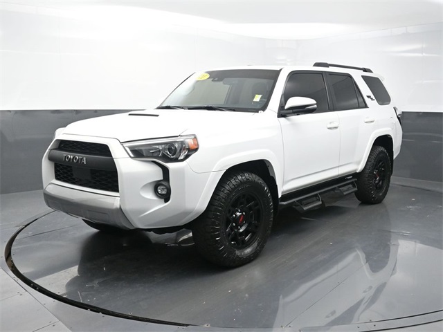 2021 Toyota 4Runner TRD Off-Road Premium photo 3