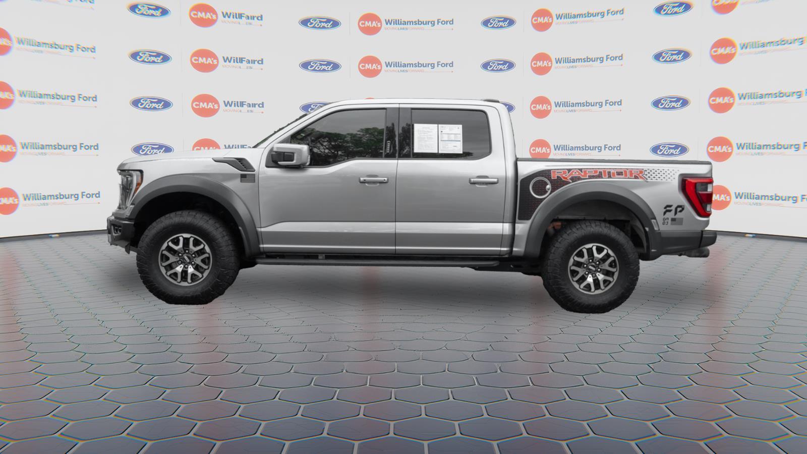 2023 Ford F-150 Raptor photo 3