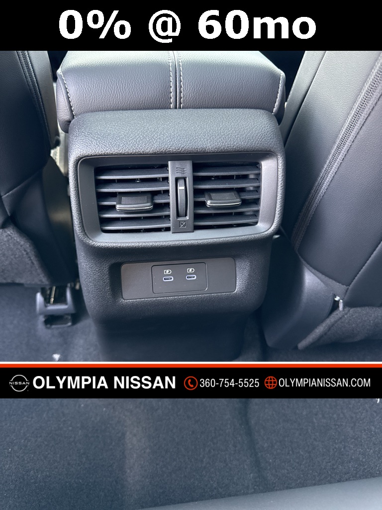 2025 Nissan Murano SL photo 16