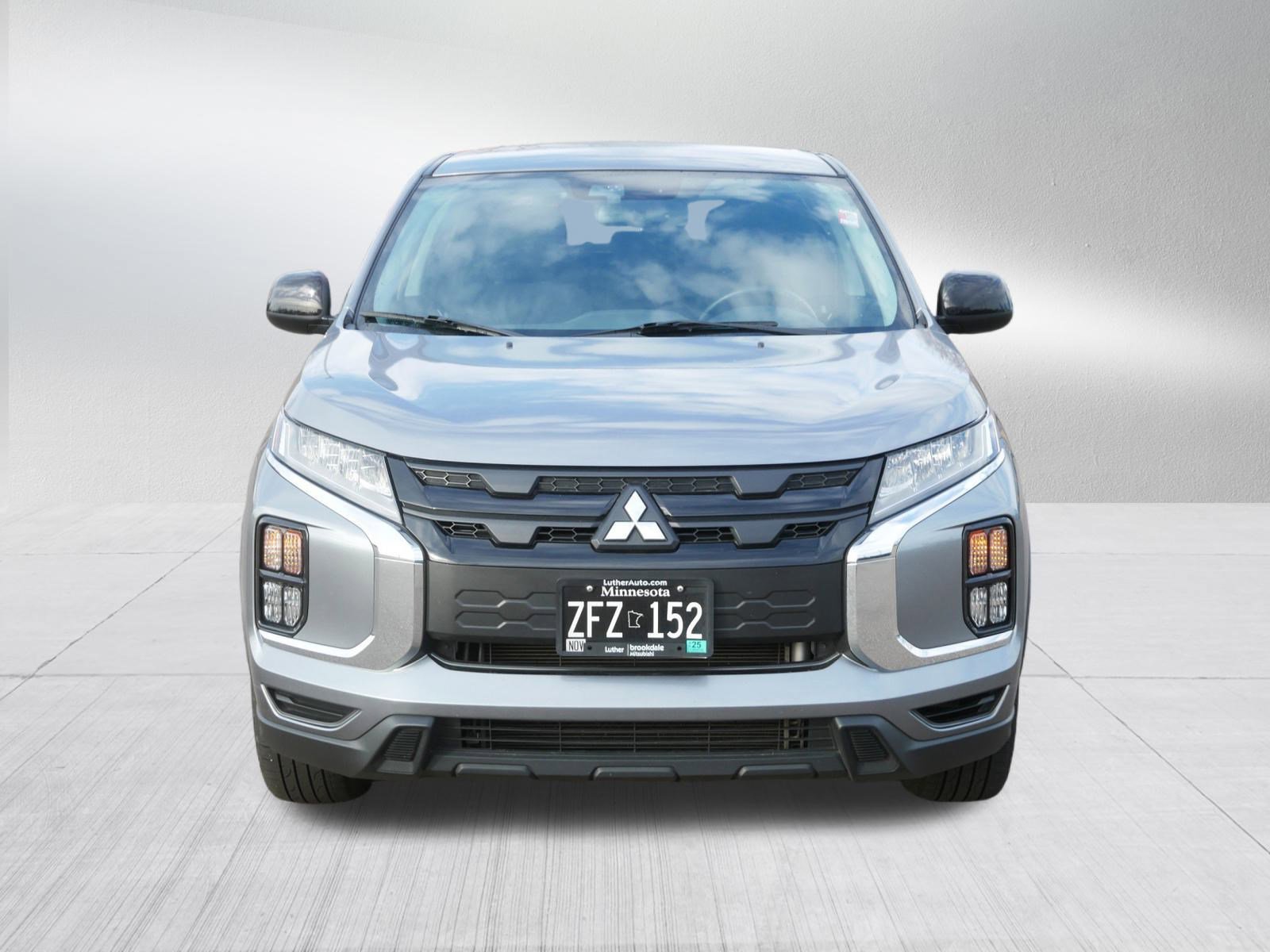 2024 Mitsubishi Outlander Sport ES LE SE photo 2