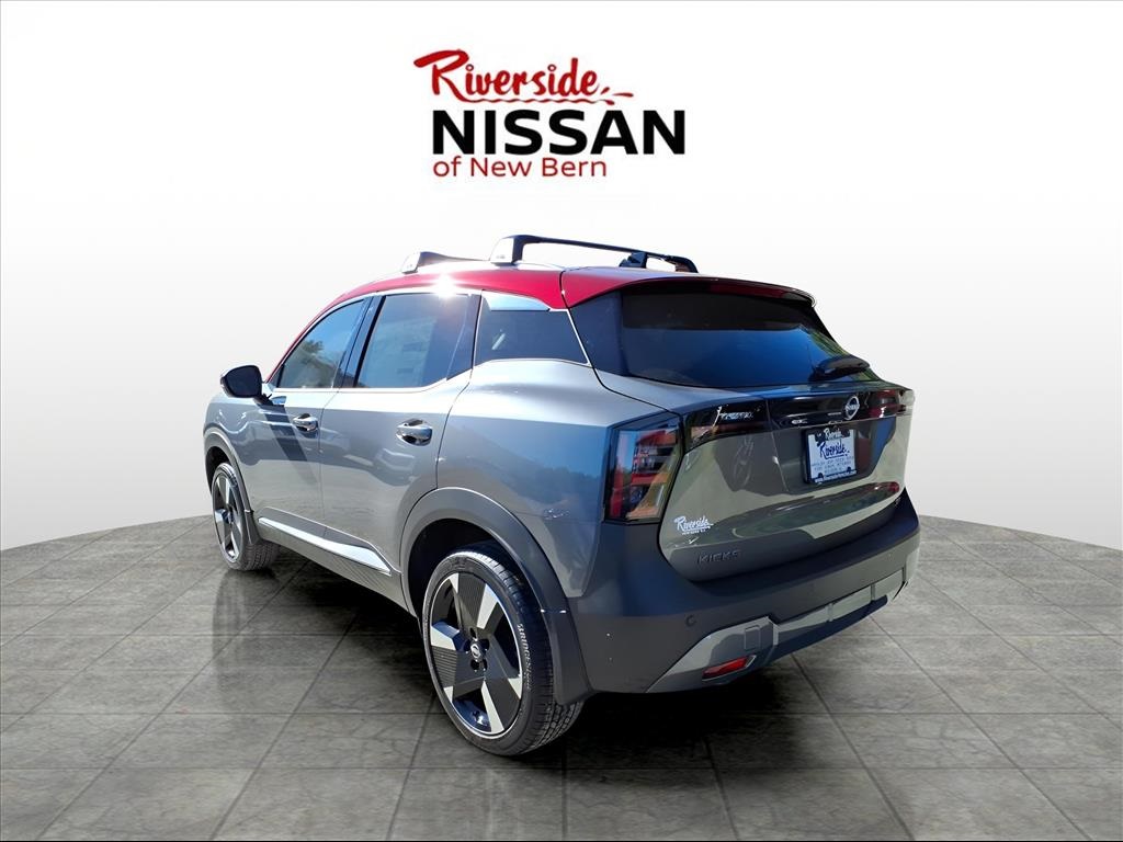 2026 Nissan Kicks SR photo 3