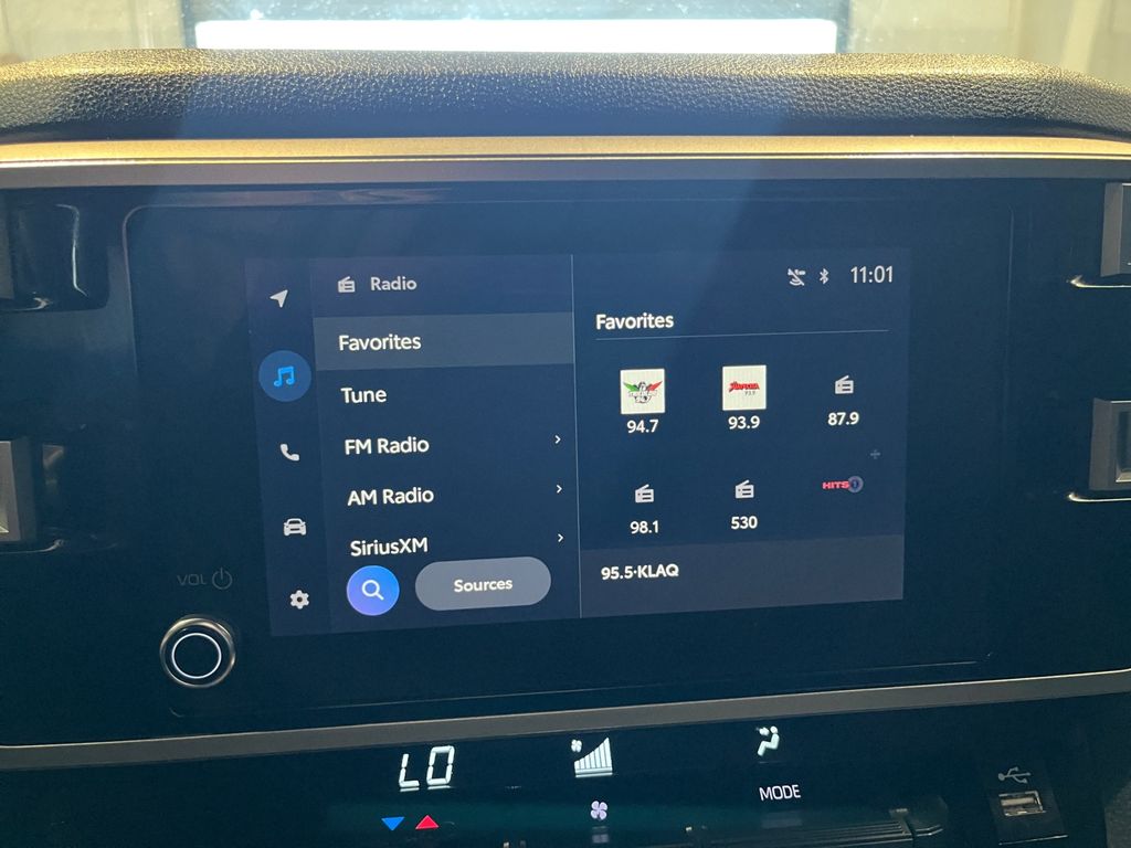 2025 Toyota Tundra SR5 photo 11