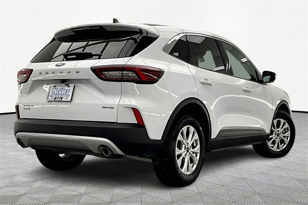 Used 2024 Ford Escape Active with VIN 1FMCU9GNXRUA48131 for sale in Kansas City