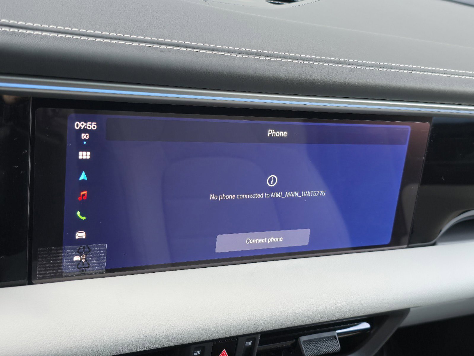 2025 Porsche Macan Electric photo 22