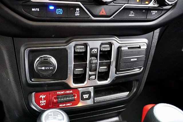 2023 Jeep Wrangler Rubicon 4xe photo 31