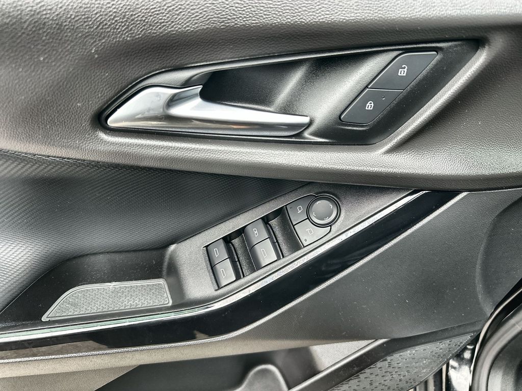 2025 Chevrolet Equinox LT photo 20