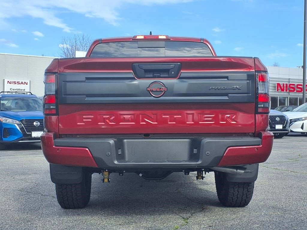 2025 Nissan Frontier PRO-4X photo 5