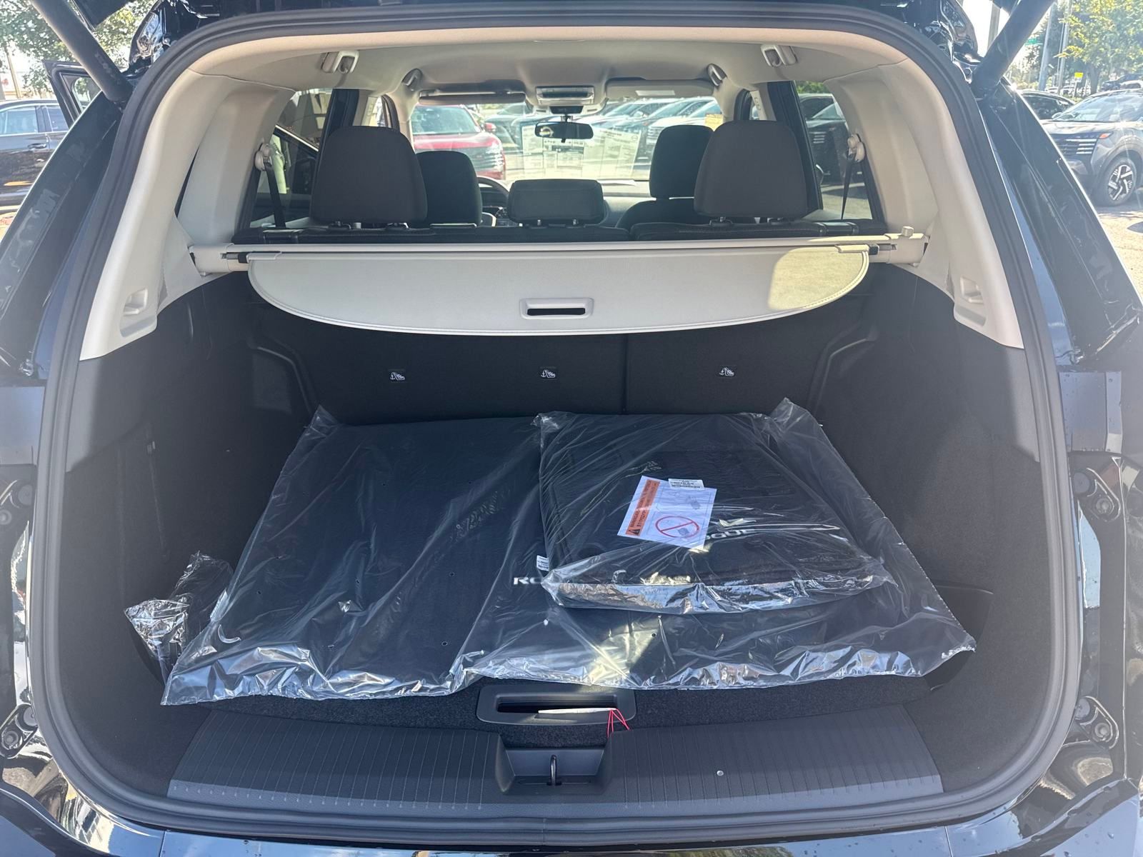 2026 Nissan Rogue SV photo 23