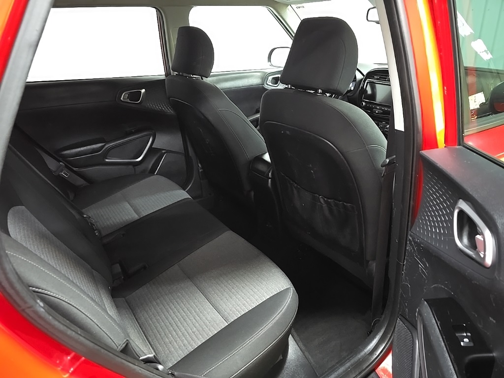 2020 Kia Soul EX photo 17