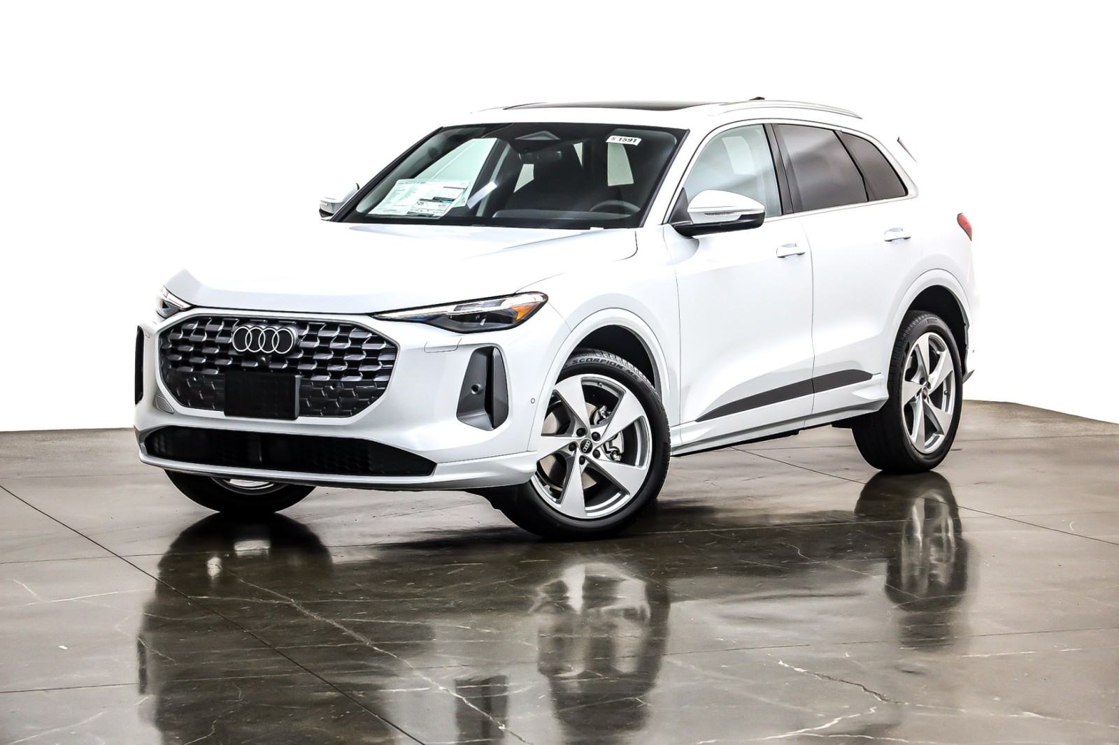 2025 Audi New Q5 Premium Plus's photo