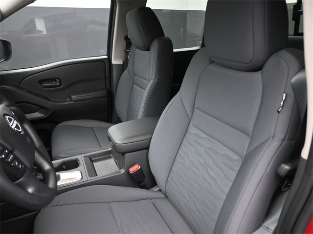 2025 Nissan Frontier S photo 19