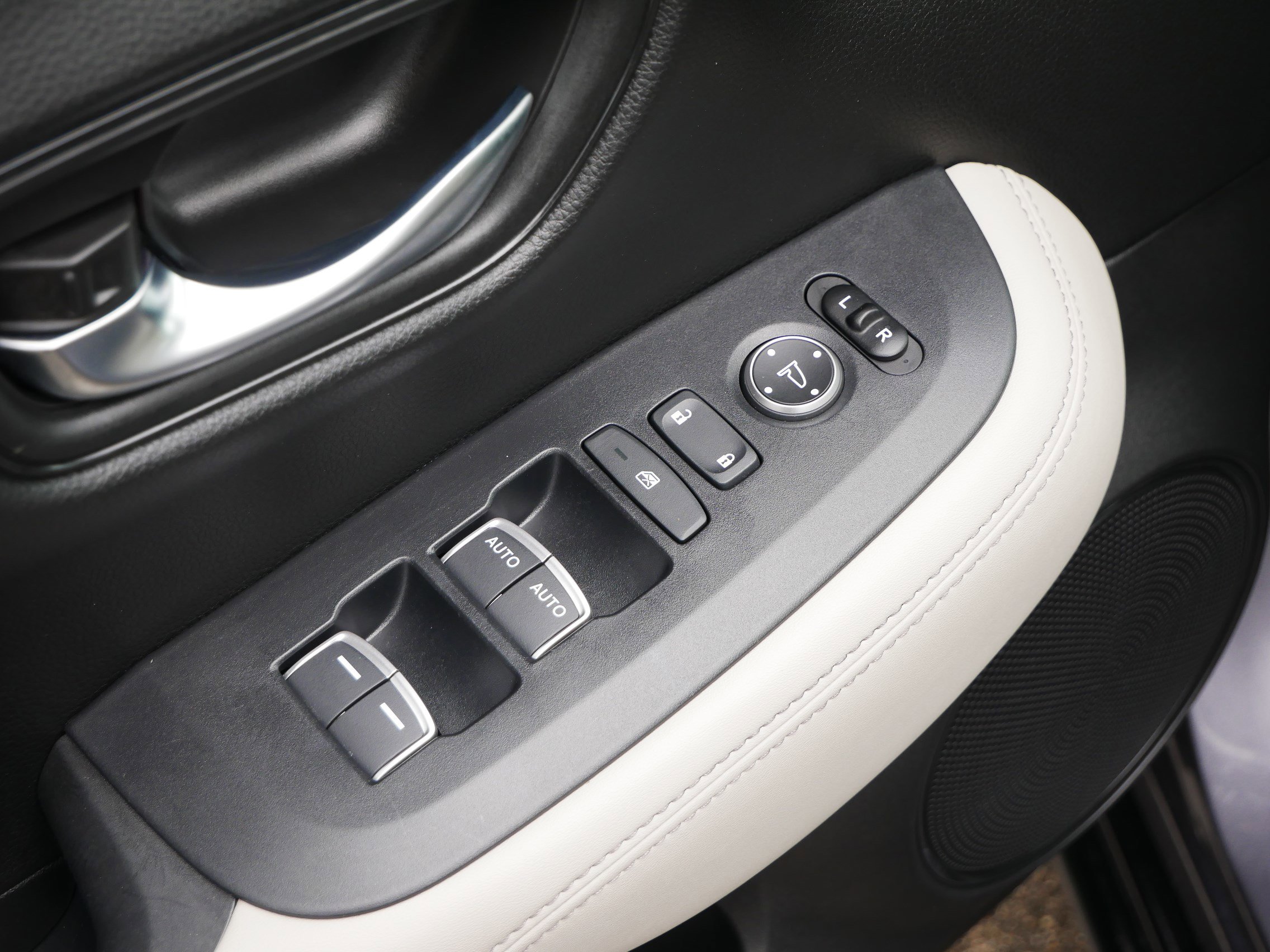 2023 Honda HR-V EX-L photo 20