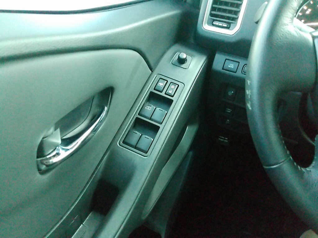 2024 Nissan Frontier SV photo 33