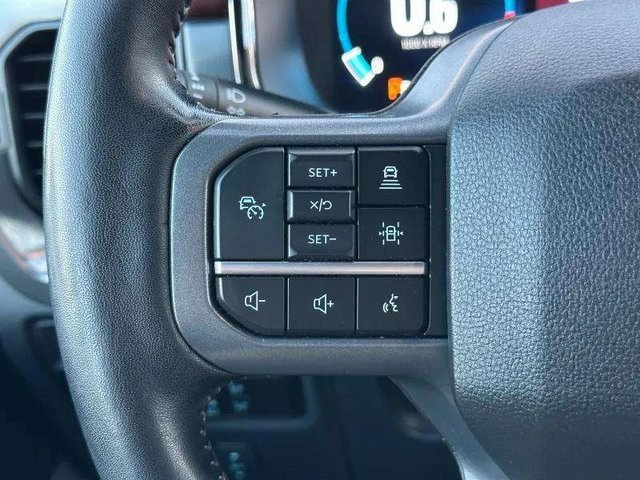 2023 Ford F-150 Lariat photo 18
