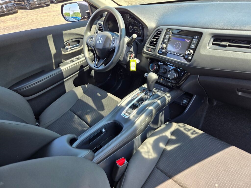 2022 Honda HR-V LX photo 5
