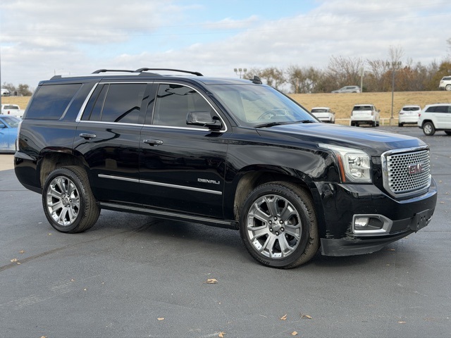 2016 GMC Yukon Denali's photo