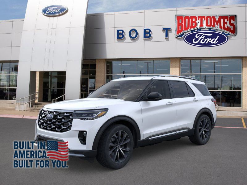 2025 Ford Explorer Platinum's photo