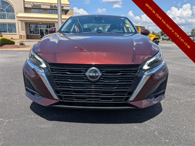 2023 Nissan Altima 2.5 SV photo 8