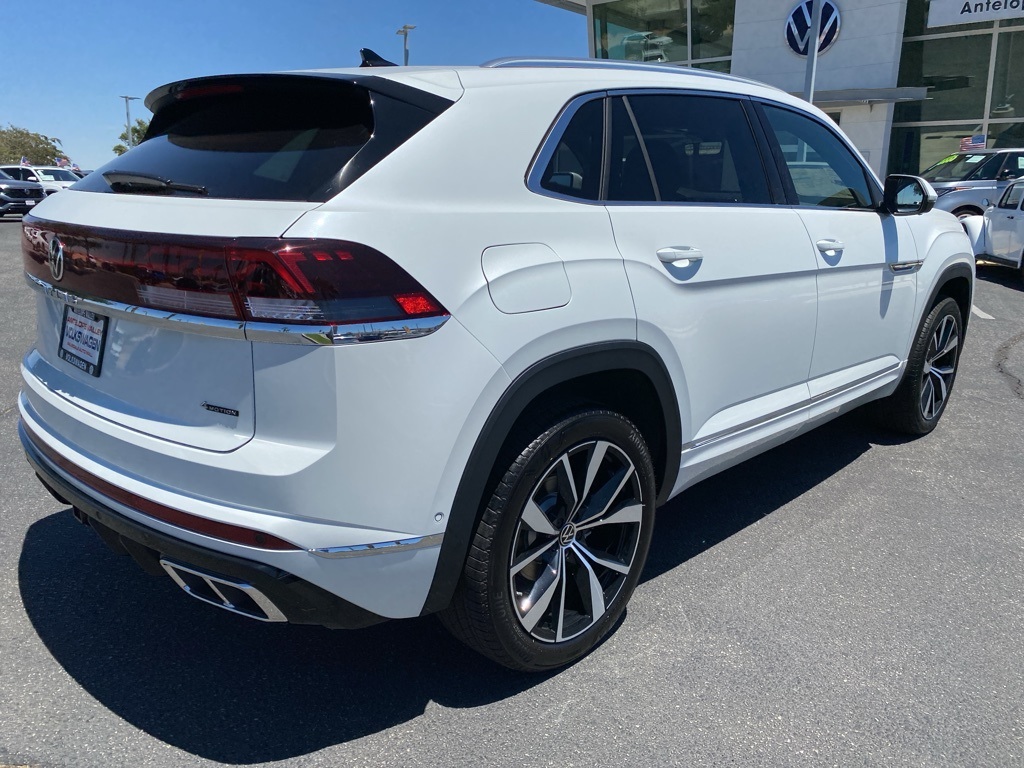 2025 Volkswagen Atlas Cross Sport SEL Premium R-Line photo 4