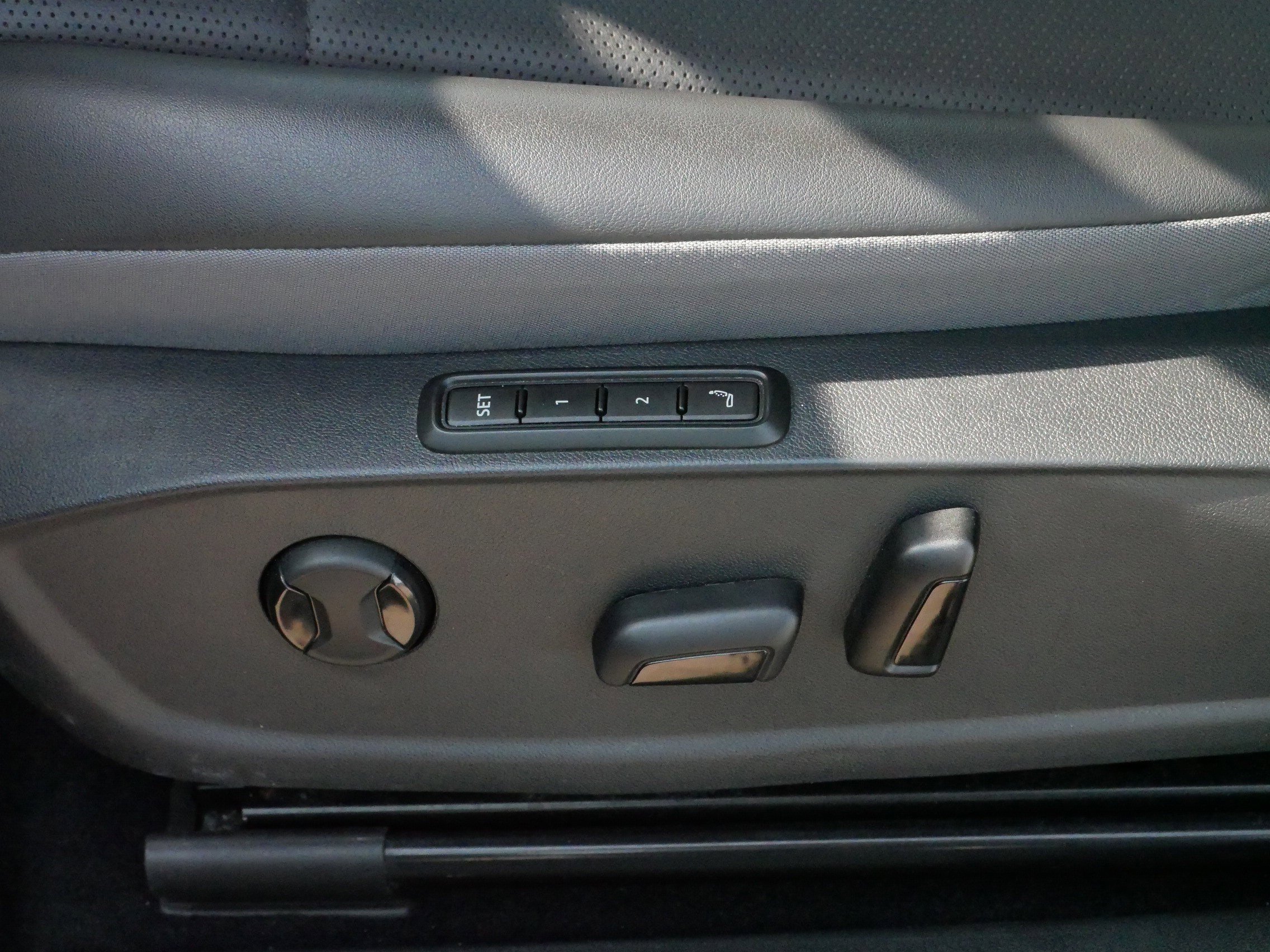 2023 Volkswagen ID.4 Pro S photo 18