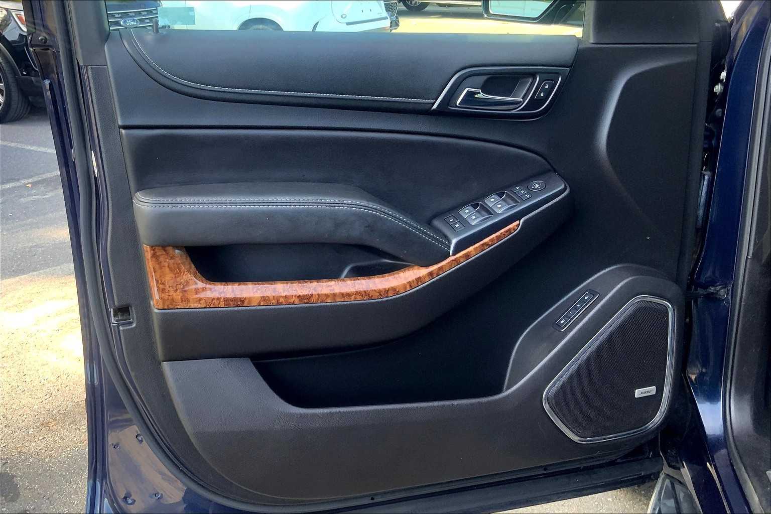 2018 Chevrolet Tahoe Premier photo 21