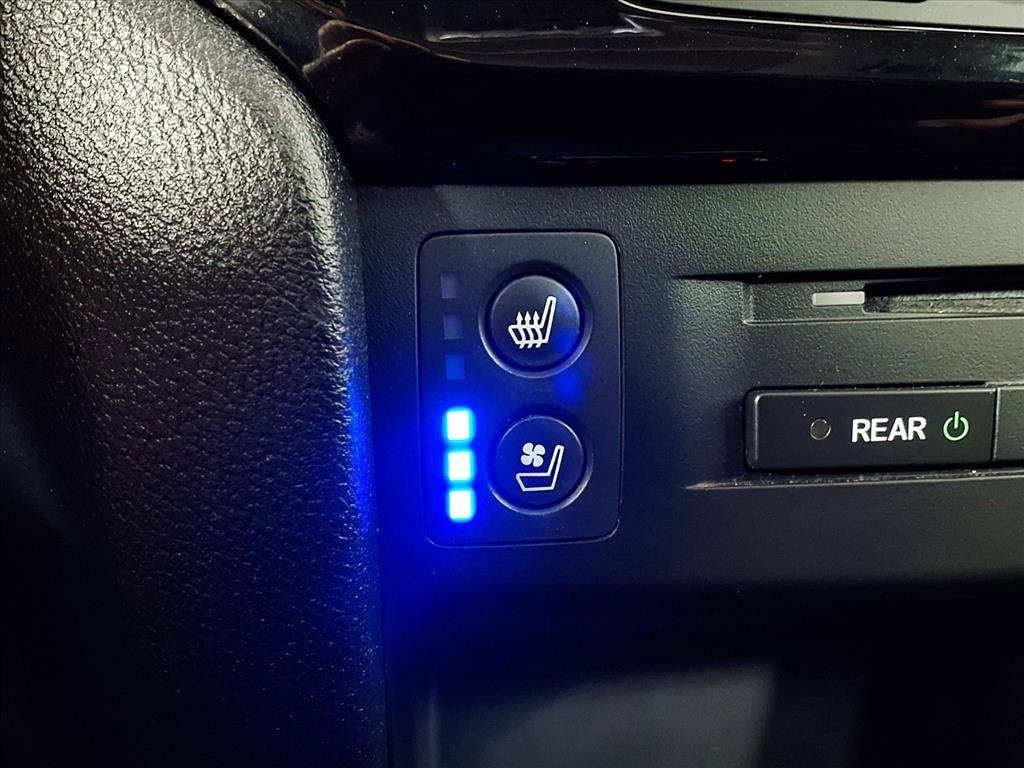 2016 Honda Pilot Elite photo 7