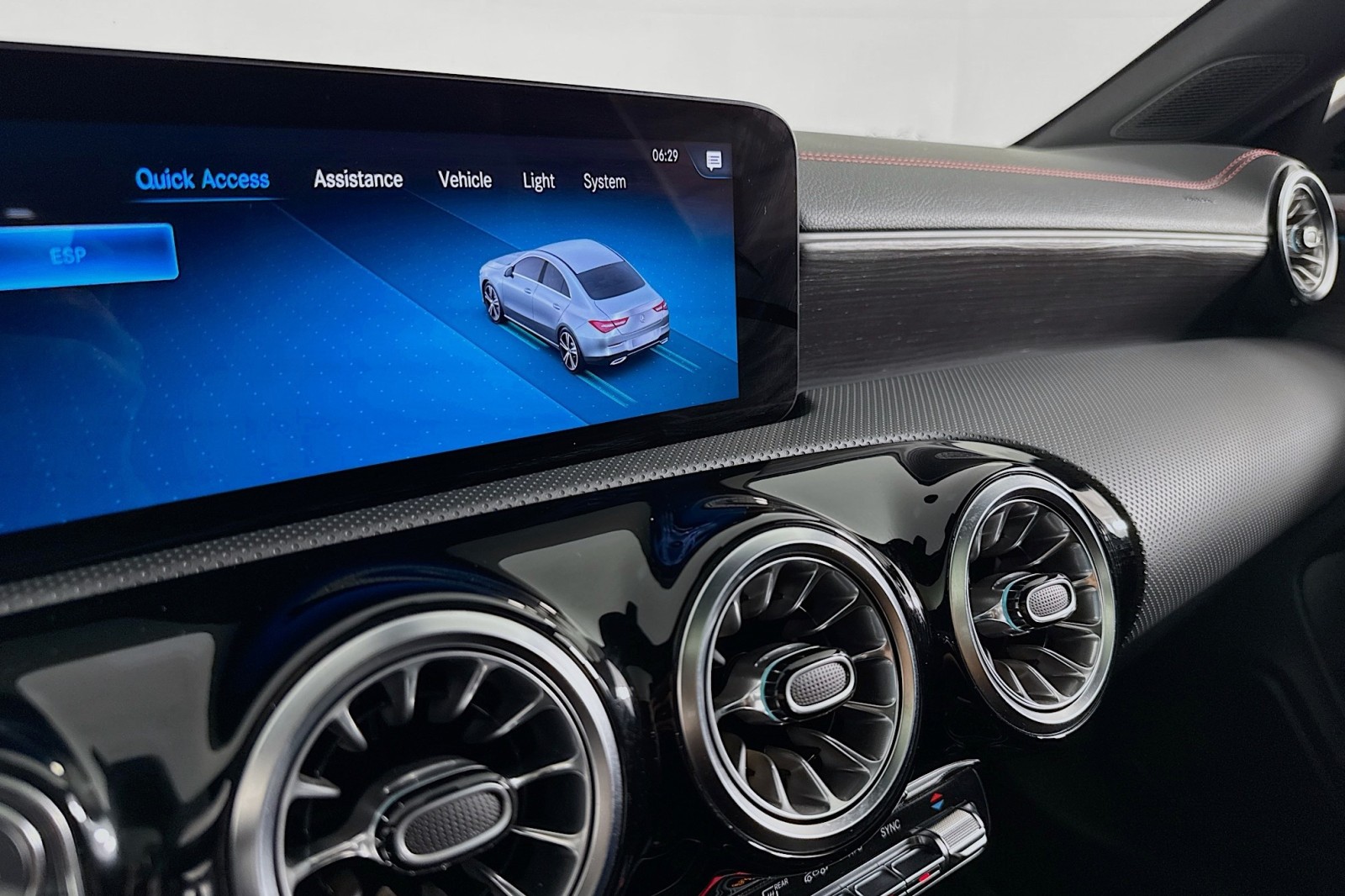 2023 Mercedes Benz CLA 250 photo 19