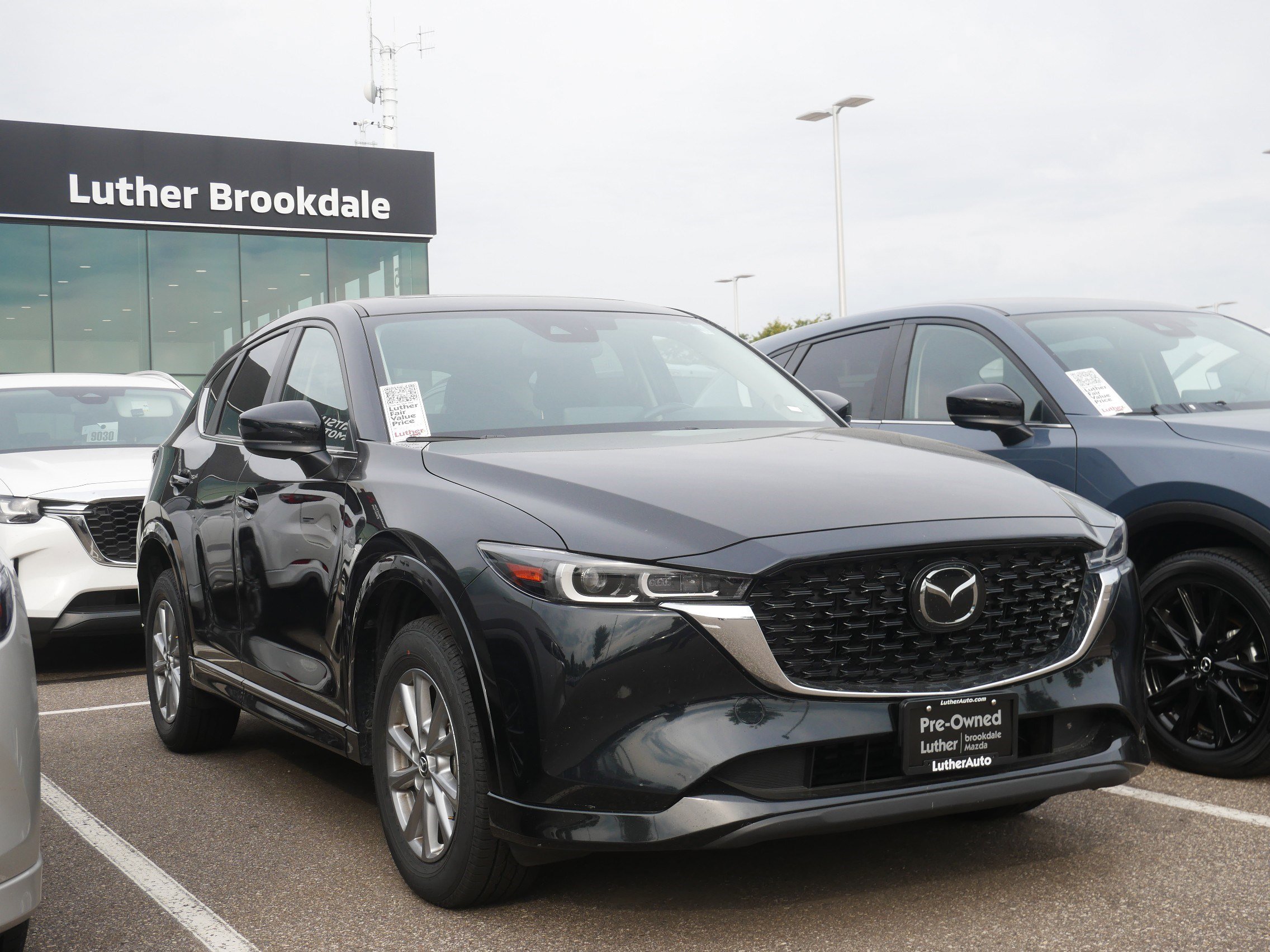 2025 Mazda CX-5 S Preferred package's photo