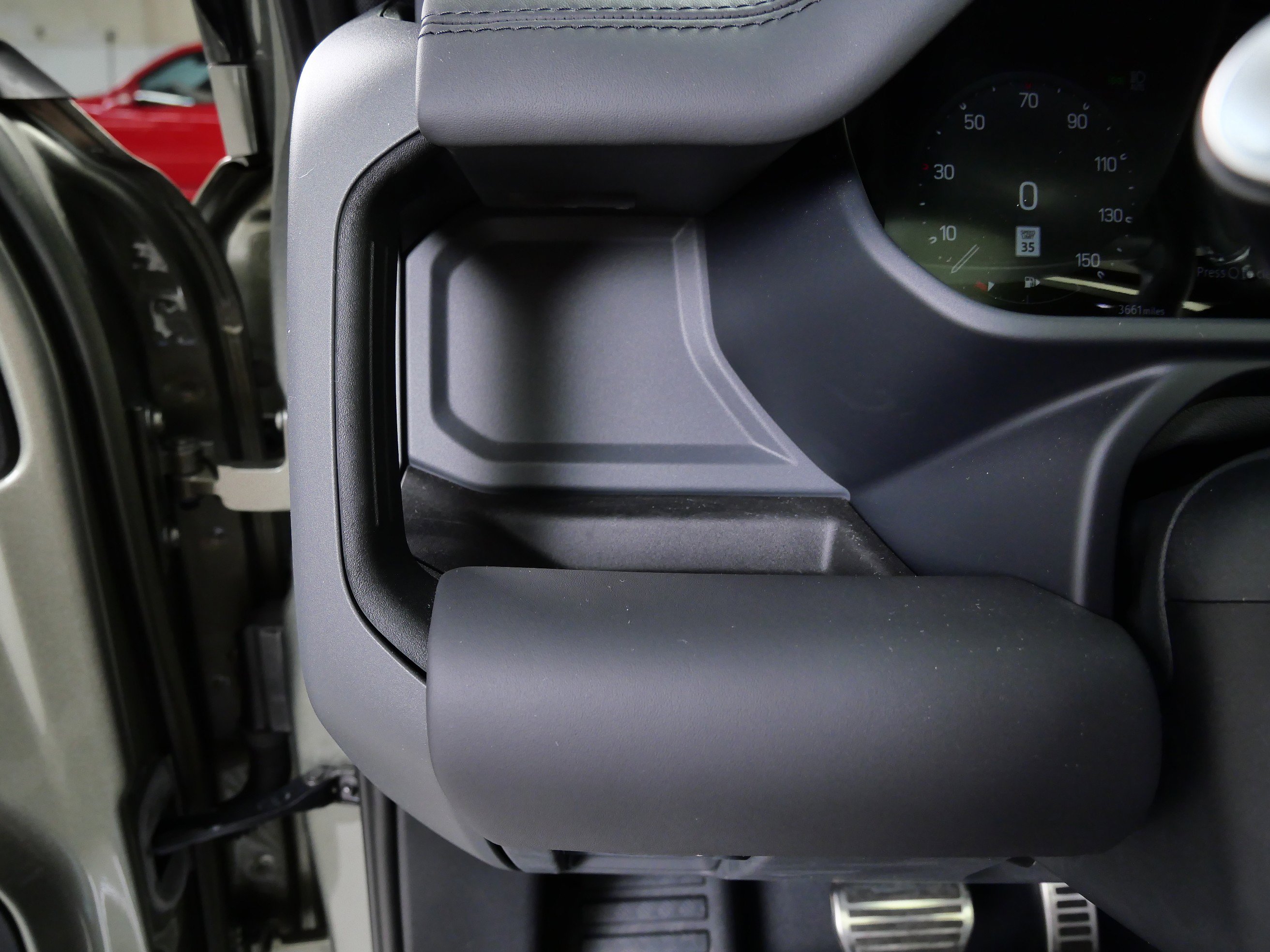 2023 Land Rover Defender 90 X photo 27